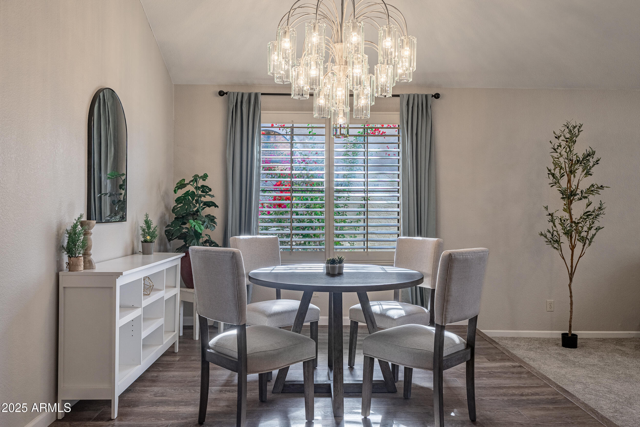 1011 South Coral Key Court Gilbert, AZ 85233 - Photo 30 of 42 Formal Dining