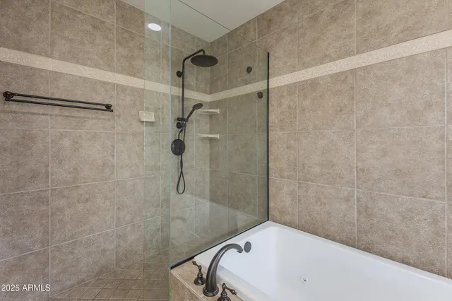 $6,500 | 1011 South Coral Key Court, Gilbert, AZ 85233