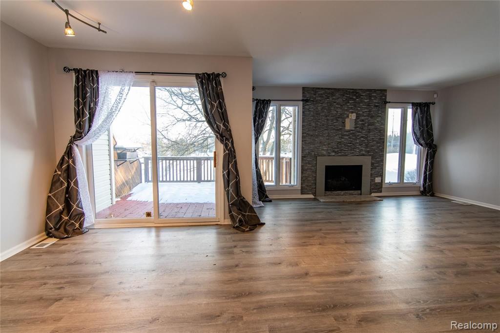 936 Golfview Court Rochester Hills, MI 48307 - Photo 9 of 47