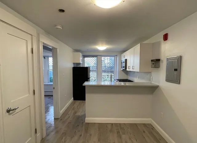 $1,900 | 233 Lafayette Street, Unit 25, Salem, MA 01970