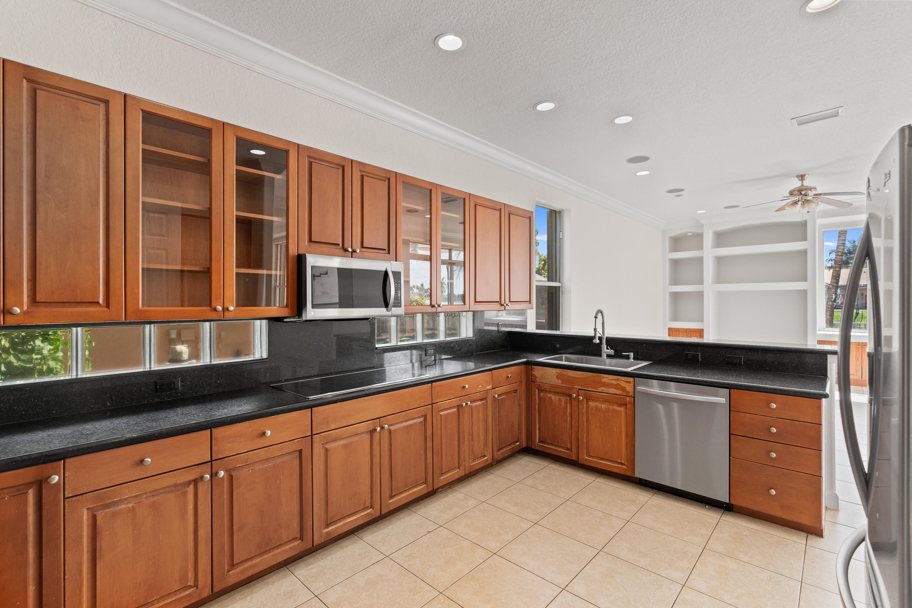 3241 Southwest 189th Avenue Miramar, FL 33029 - Photo 17 of 65 DSC06088