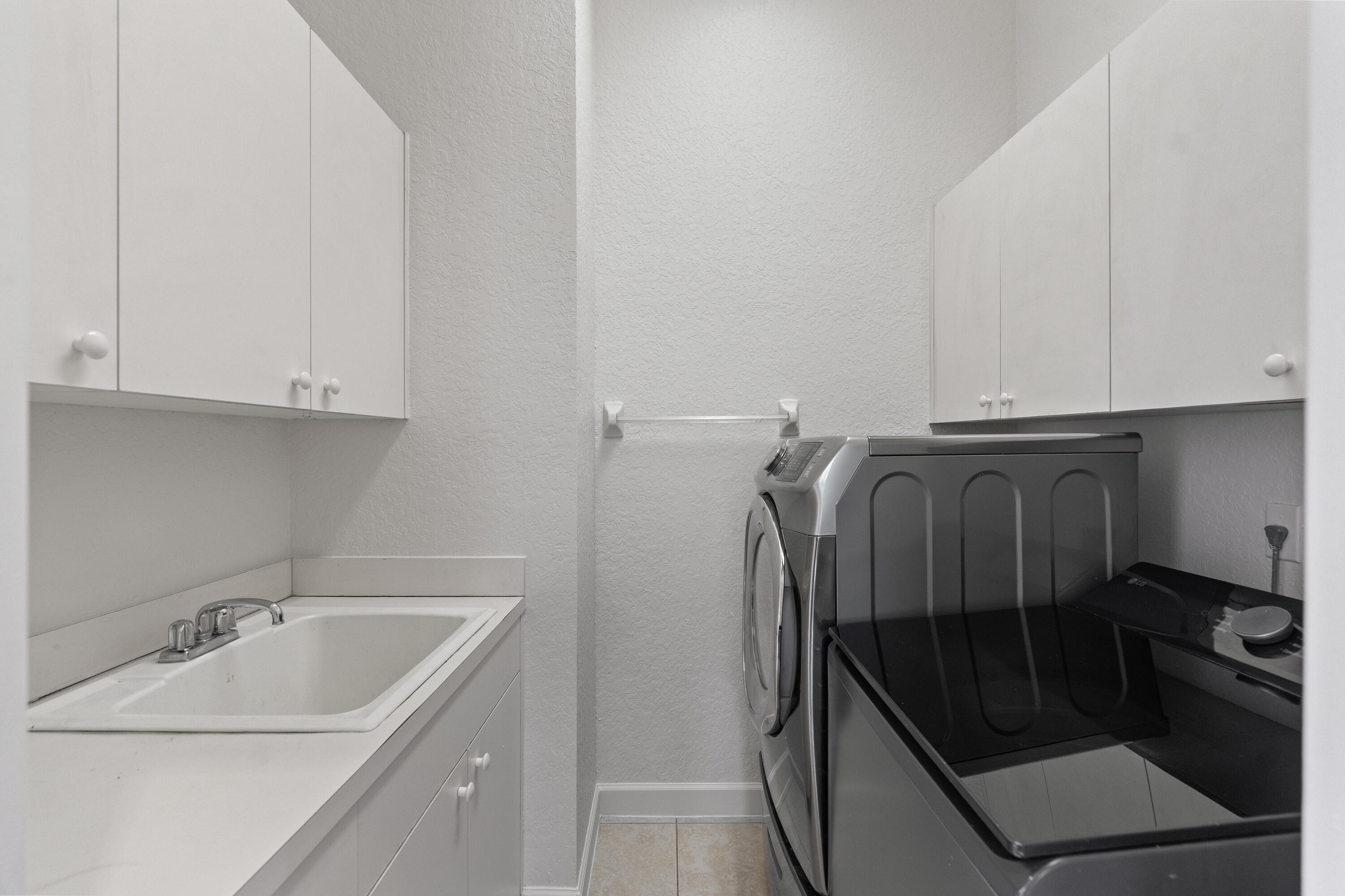 3241 Southwest 189th Avenue Miramar, FL 33029 - Photo 21 of 65 DSC06097