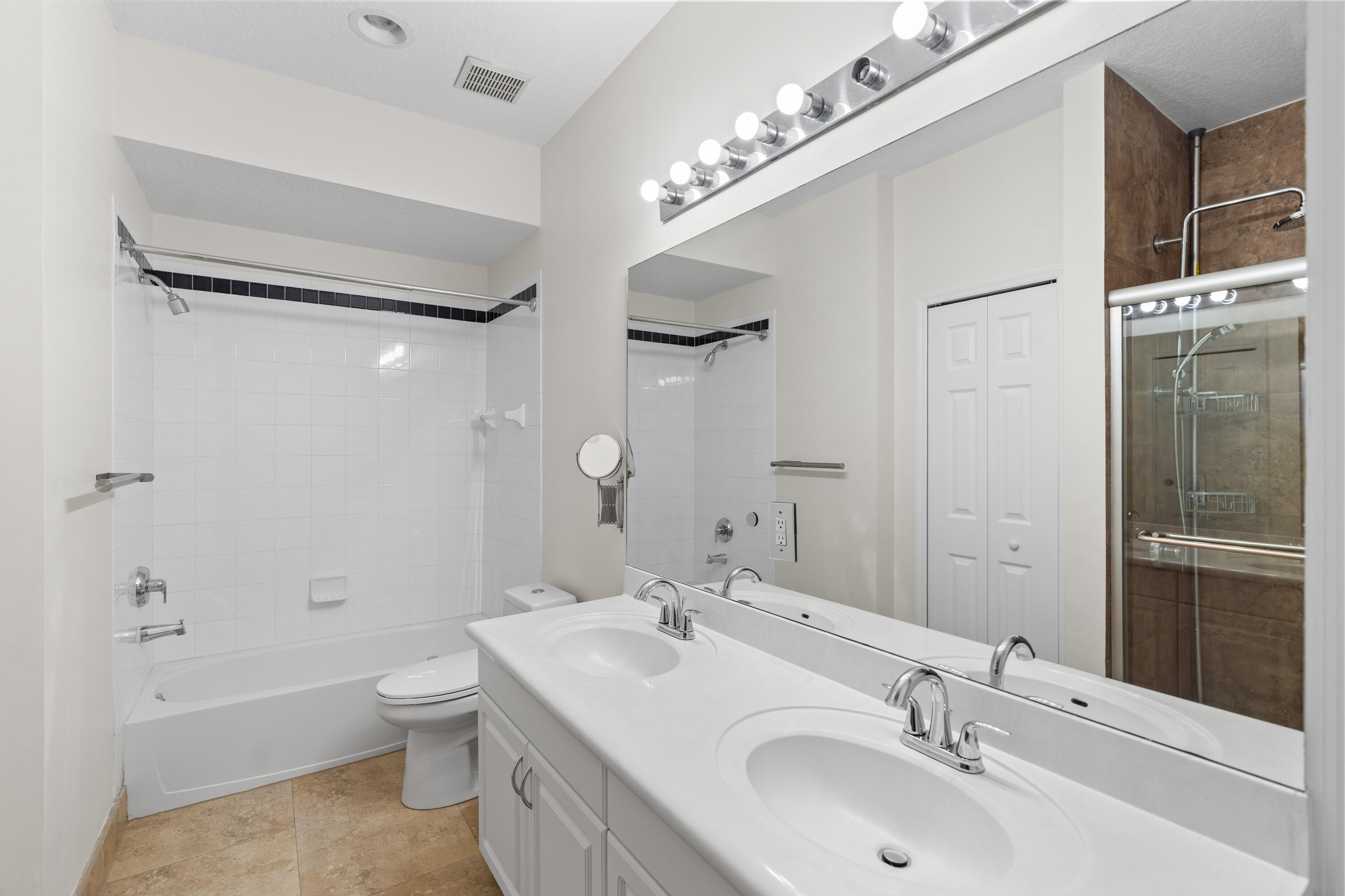 3241 Southwest 189th Avenue Miramar, FL 33029 - Photo 35 of 65 DSC06169