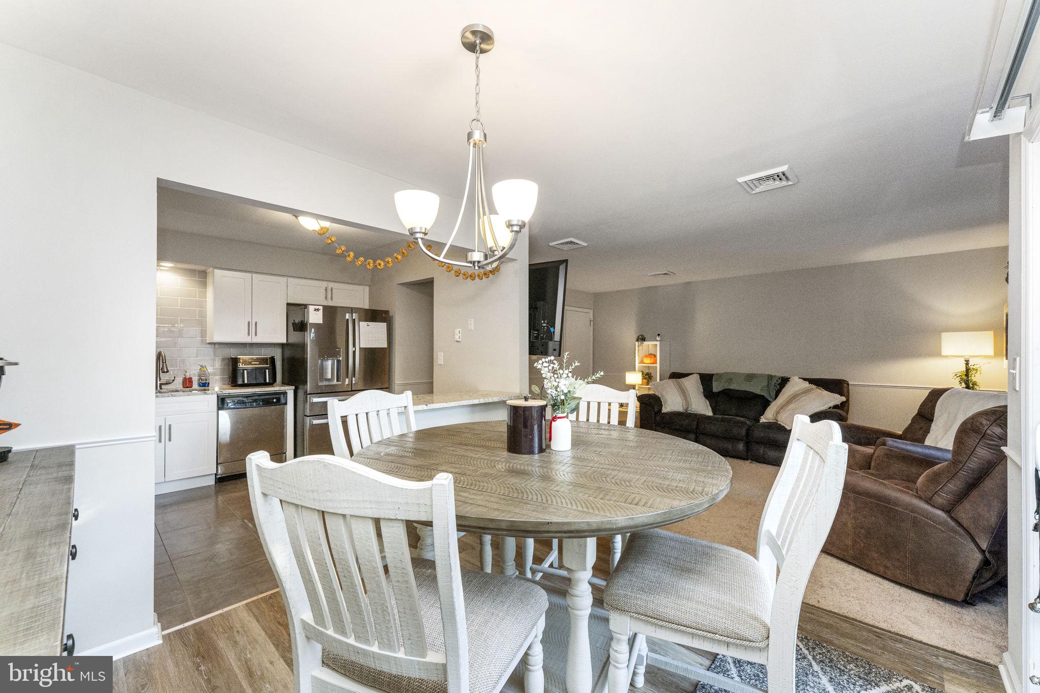 793 Briarstone Road Bethlehem, PA 18017 - Photo 12 of 30