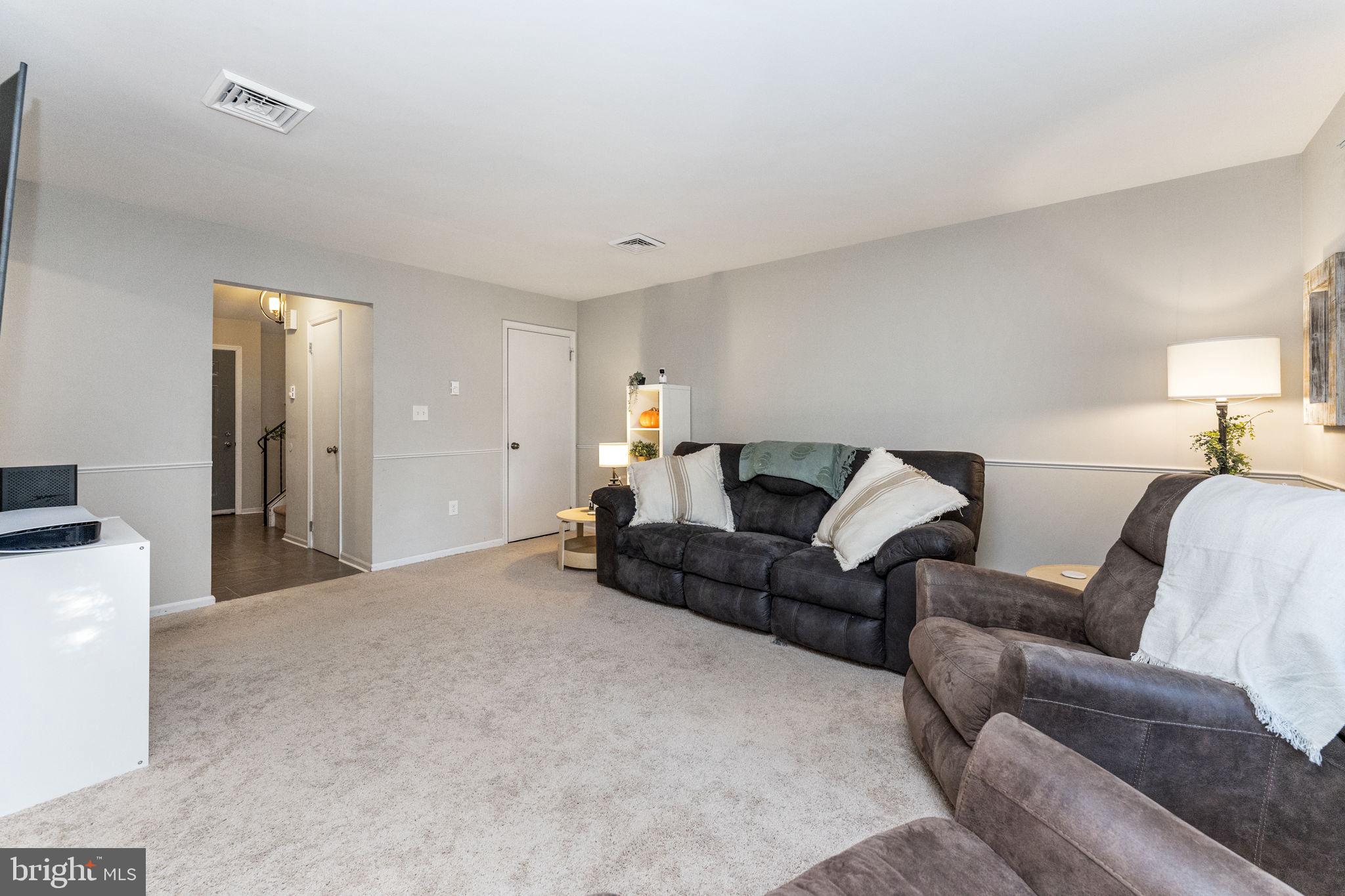 793 Briarstone Road Bethlehem, PA 18017 - Photo 6 of 30