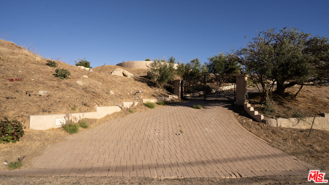 5800 Trancas Canyon Road Malibu, CA 90265 - Photo 12 of 28