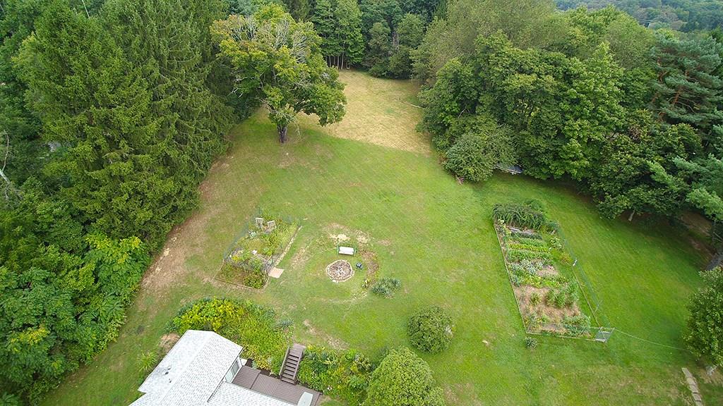3735 Overbrook Road Gibsonia, PA 15044 - Photo 3 of 25 Gallery Image 3