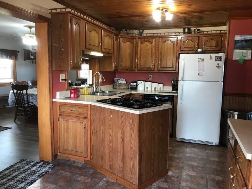 4085 Adams Road Jamestown, PA 16134 - Photo 6 of 25