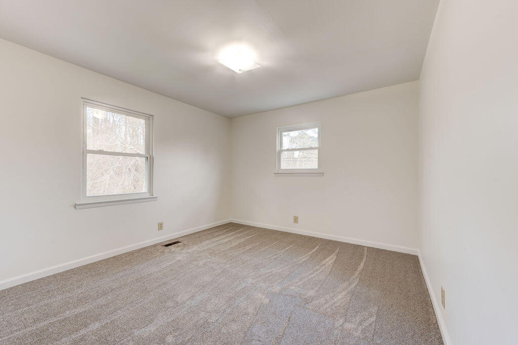 395 Gravitt Road Chickamauga, GA 30707 - Photo 20 of 37 395Gravitt-27