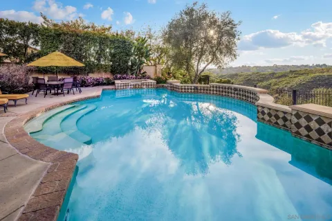 $4,800,000 | 18669 Via Catania, Rancho Santa Fe, CA 92091