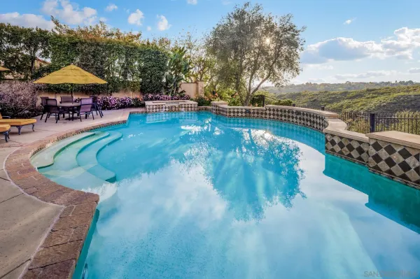 $4,800,000 | 18669 Via Catania, Rancho Santa Fe, CA 92091