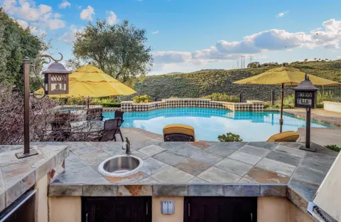 $4,800,000 | 18669 Via Catania, Rancho Santa Fe, CA 92091