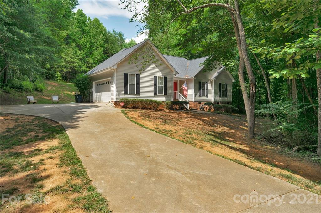 723 Cove Road Gastonia, NC 28052 - Photo 1 of 32 Gallery Image 1