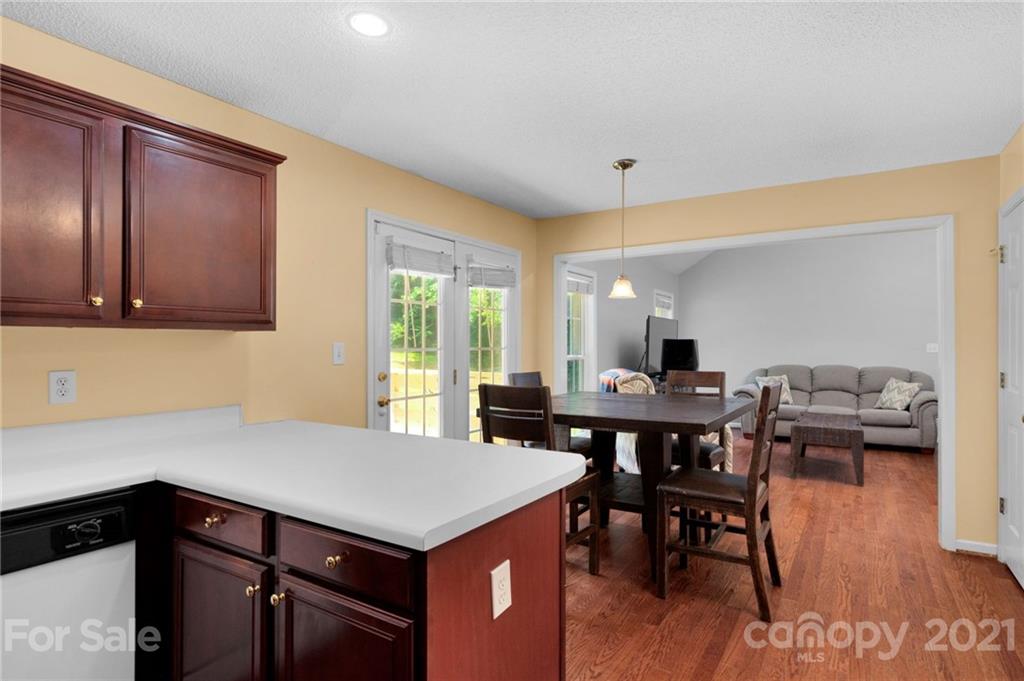 723 Cove Road Gastonia, NC 28052 - Photo 13 of 32 Gallery Image 13