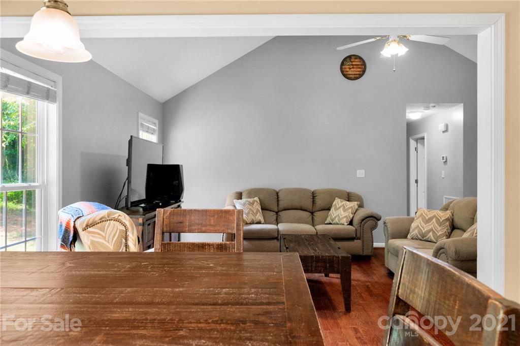 723 Cove Road Gastonia, NC 28052 - Photo 14 of 32 Gallery Image 14