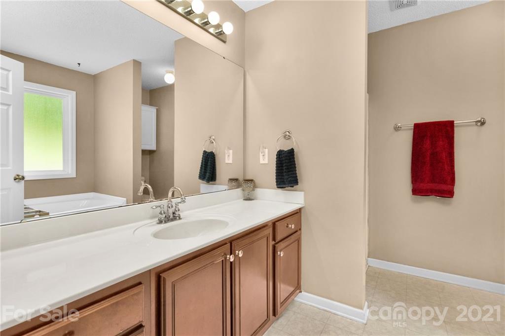 723 Cove Road Gastonia, NC 28052 - Photo 22 of 32 Gallery Image 22