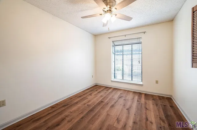 $1,350 | 13035 Briar Hollow Avenue, Baton Rouge, LA 70810