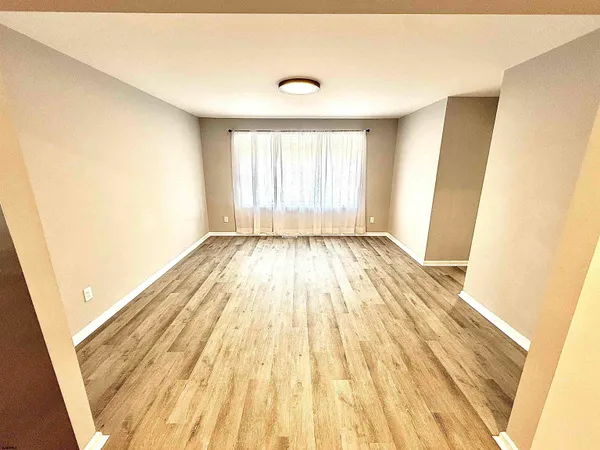 $635,000 | 105 North Leipzig Avenue, Egg Harbor City, NJ 08215