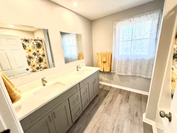 $635,000 | 105 North Leipzig Avenue, Egg Harbor City, NJ 08215