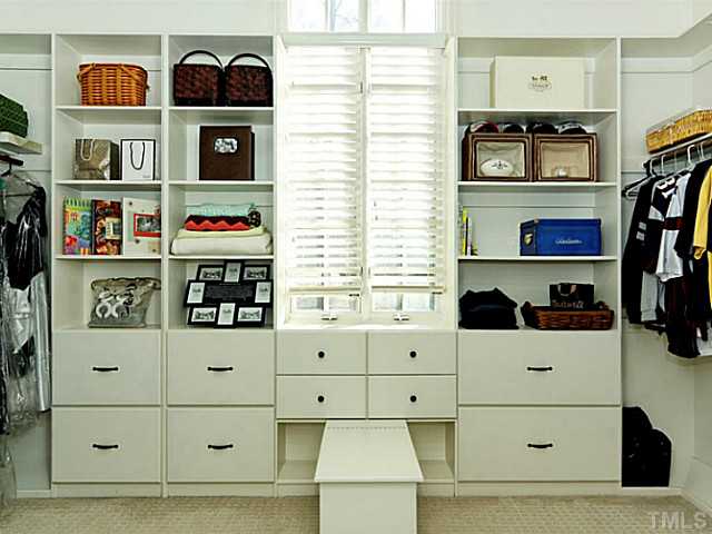 3012 Allansford Lane Raleigh, NC 27613 - Photo 14 of 25 Gallery Image 14