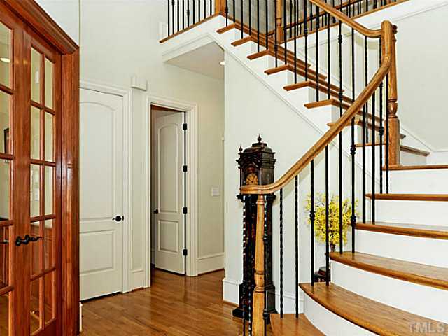 3012 Allansford Lane Raleigh, NC 27613 - Photo 4 of 25 Gallery Image 4