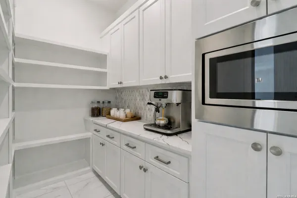 $1,850,000 | 9614 Midsomer Place, San Antonio, TX 78255