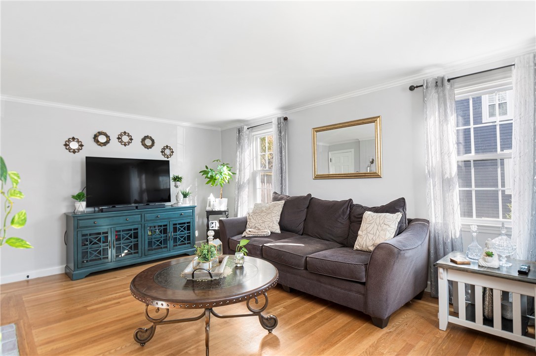 29 Bryant Road Cranston, RI 02910 - Photo 8 of 32 Gallery Image 8