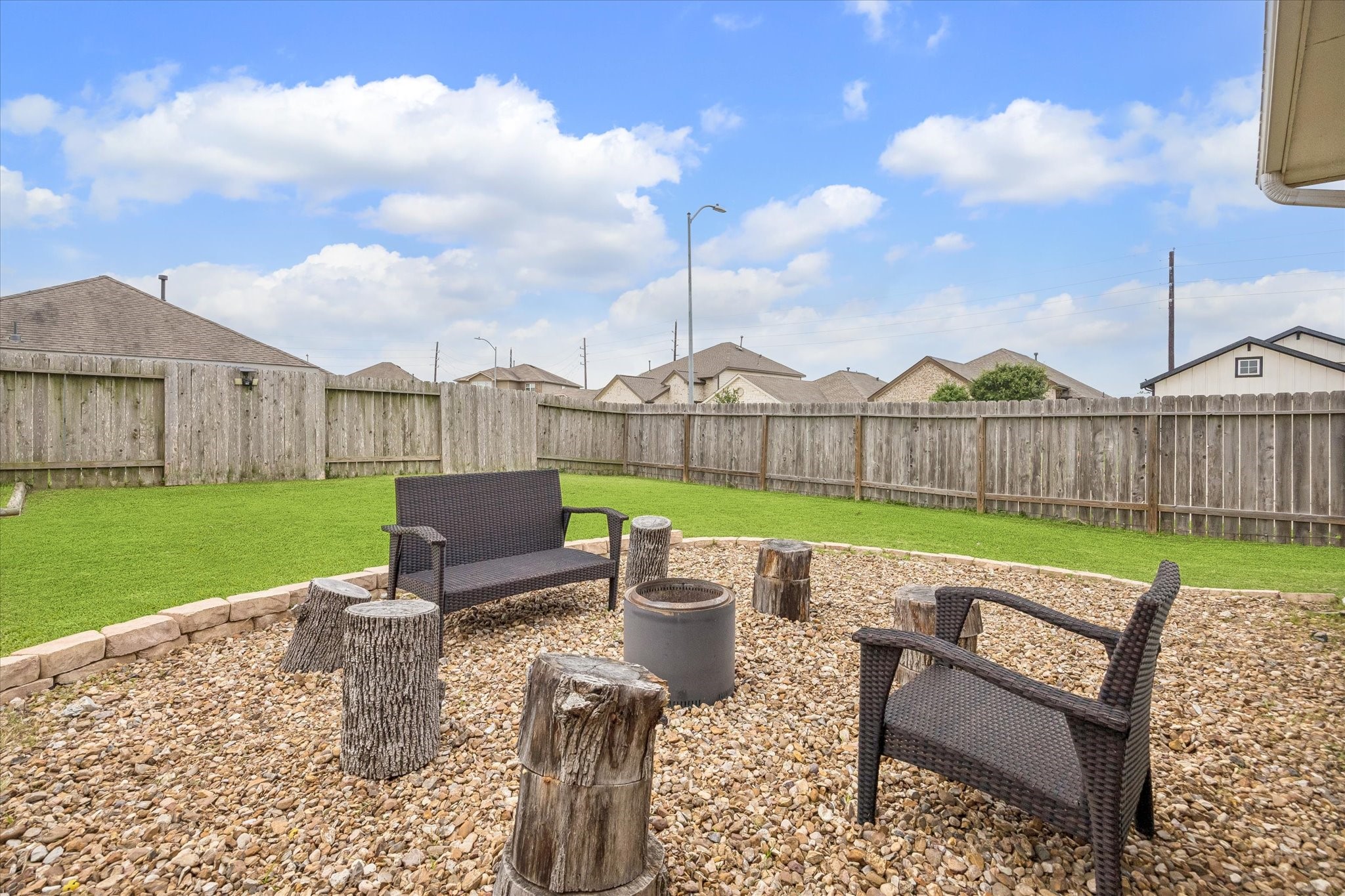25735 Royal Catchfly Road Katy, TX 77493 - Photo 26 of 31 Additional view of the backyard.