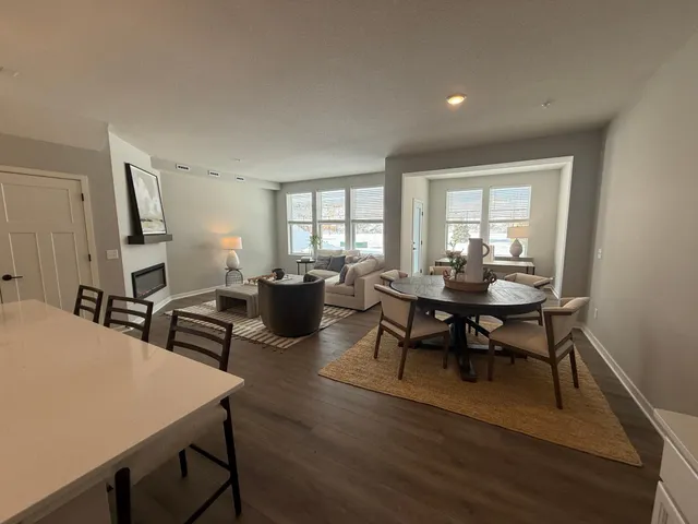 $374,990 | 14995 Avondale View, Rosemount, MN 55068