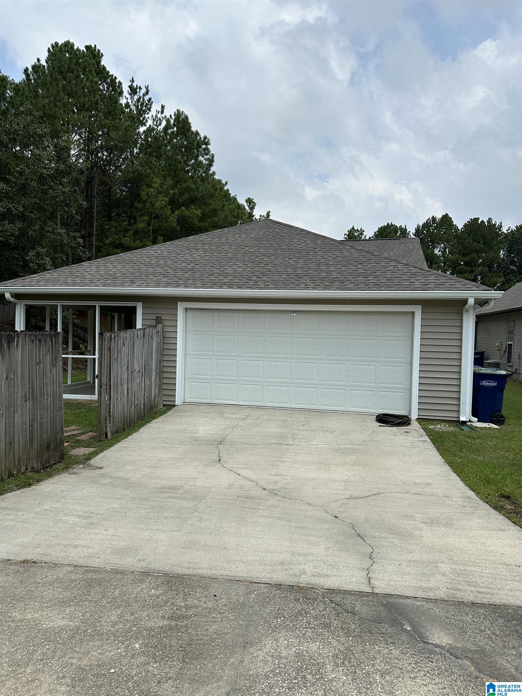279 Warwick Lane Alabaster, AL 35007 - Photo 18 of 23