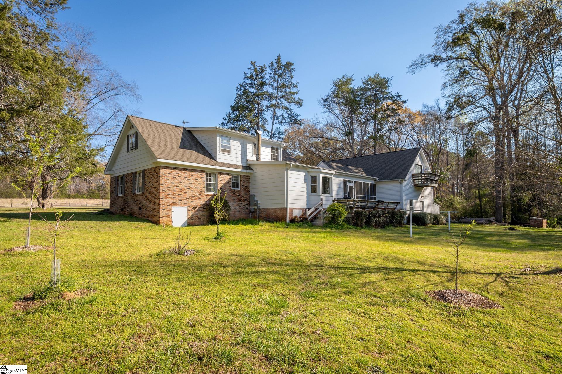 215 Cain Road Laurens, SC 29360 - Photo 32 of 36 Gallery Image 32