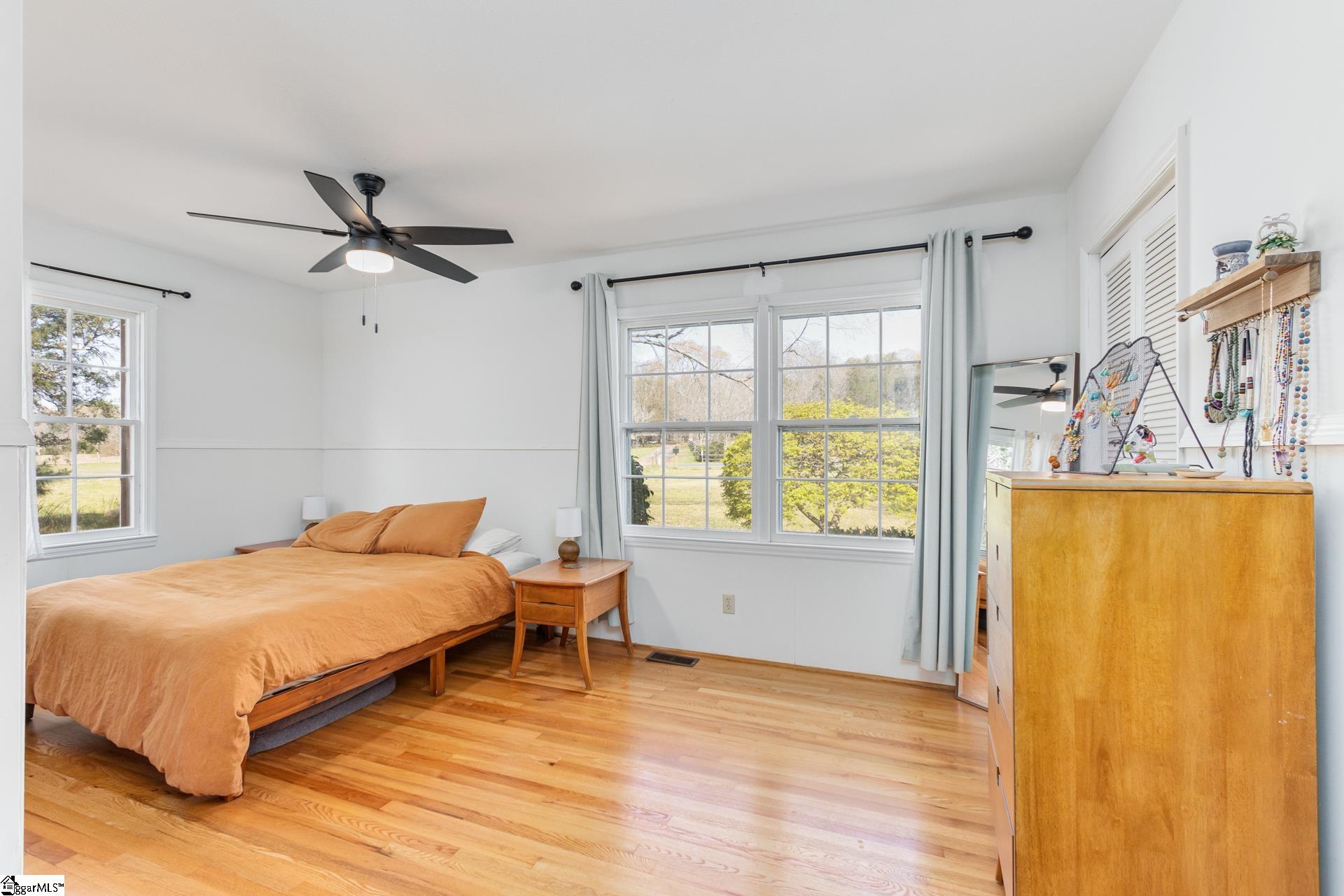 215 Cain Road Laurens, SC 29360 - Photo 6 of 36 Gallery Image 6