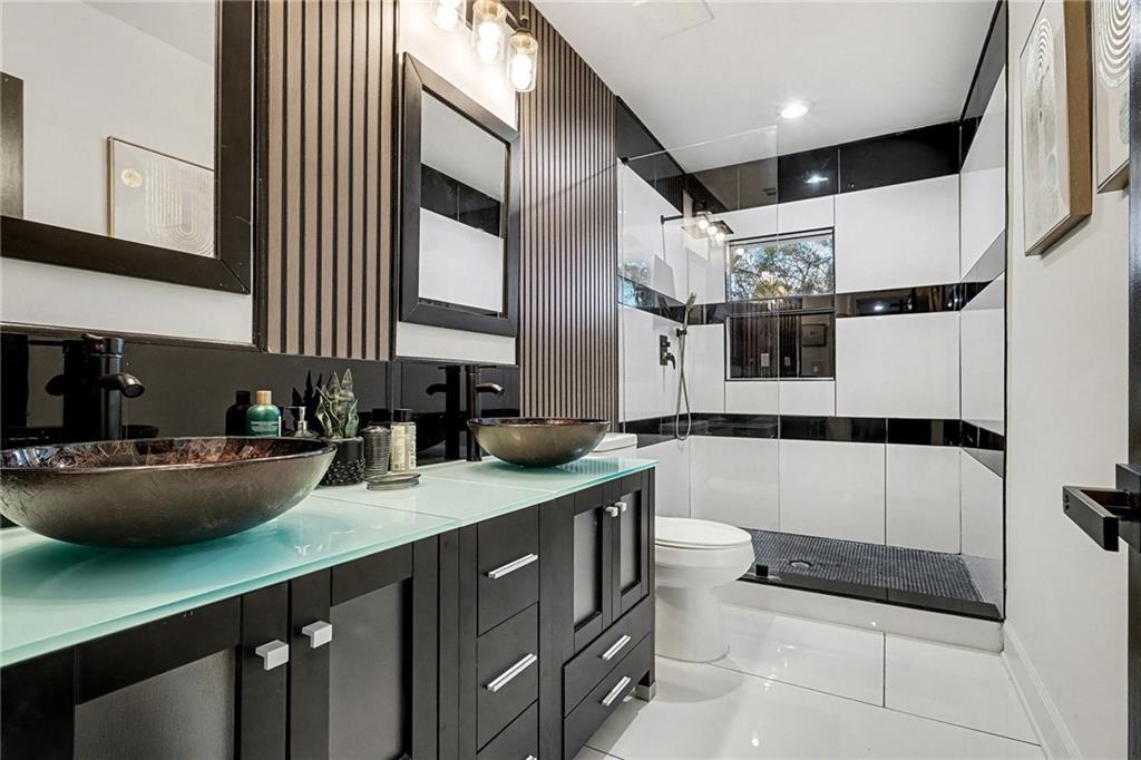 1853 Pinedale Place Decatur, GA 30032 - Photo 15 of 33