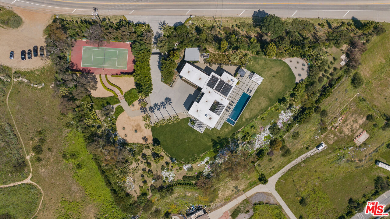 5601 Kanan Dume Road Malibu, CA 90265 - Photo 27 of 31 an aerial view of a house with a yard