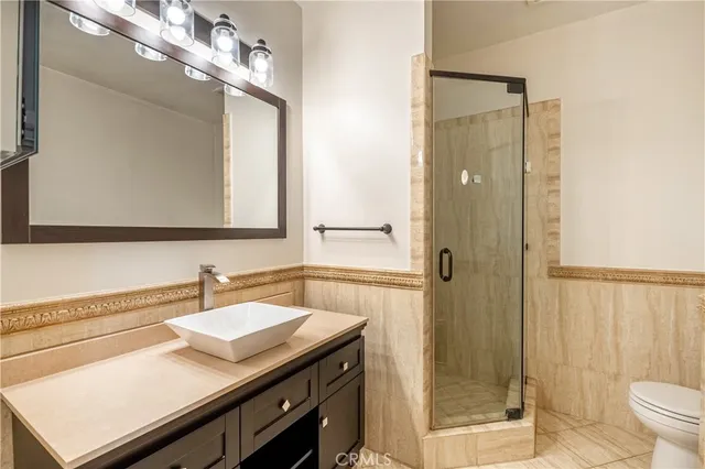 $3,950 | 1305 North Columbus Avenue, Unit 103, Glendale, CA 91202