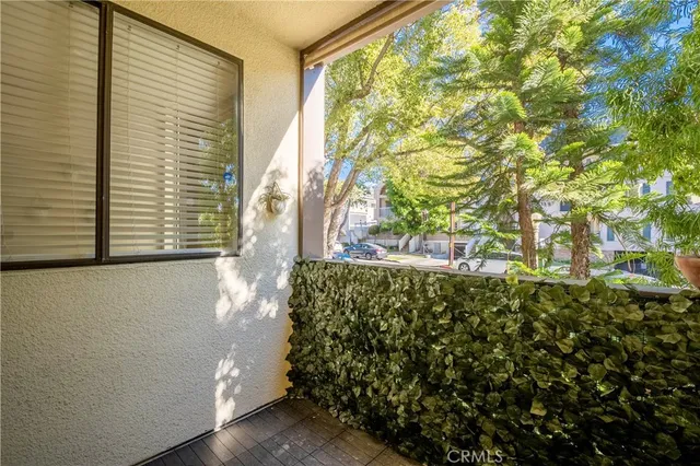 $3,950 | 1305 North Columbus Avenue, Unit 103, Glendale, CA 91202