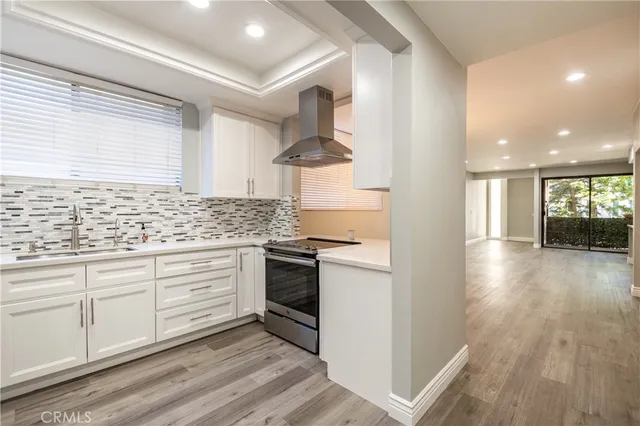 $3,950 | 1305 North Columbus Avenue, Unit 103, Glendale, CA 91202