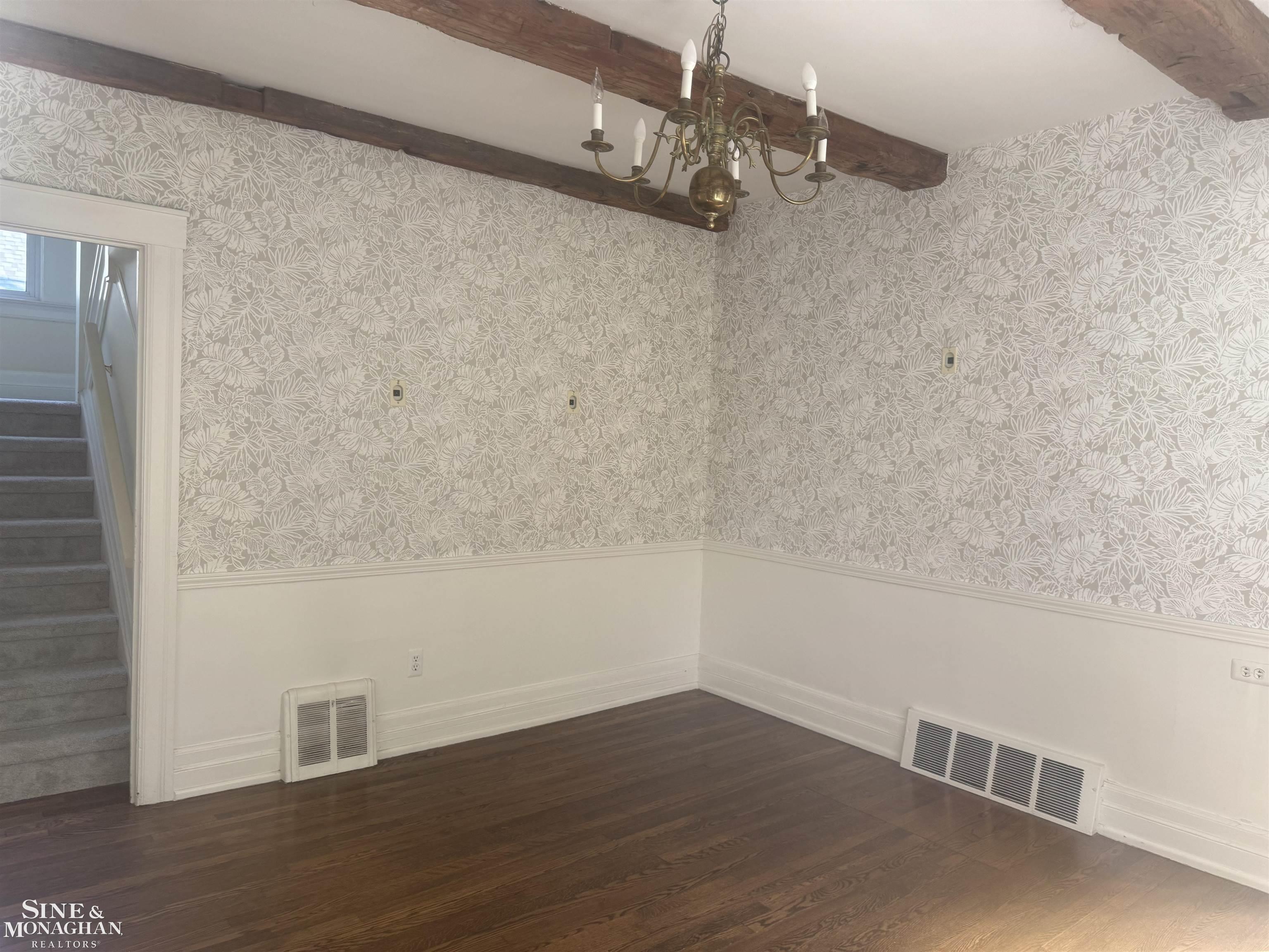 357 Roosevelt Place Grosse Pointe, MI 48230 - Photo 13 of 48