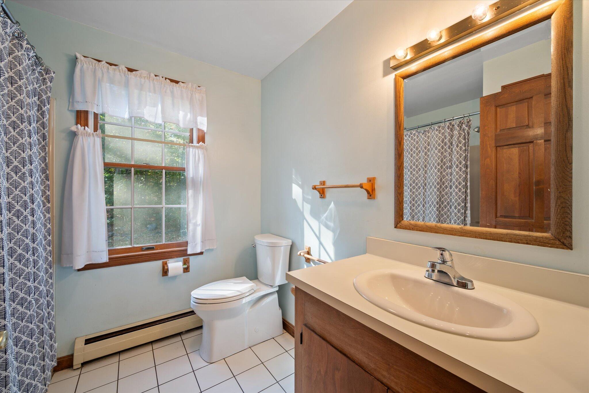 1234 Essex Street Bangor, ME 04401 - Photo 11 of 37 14-1st Floor Full Bath