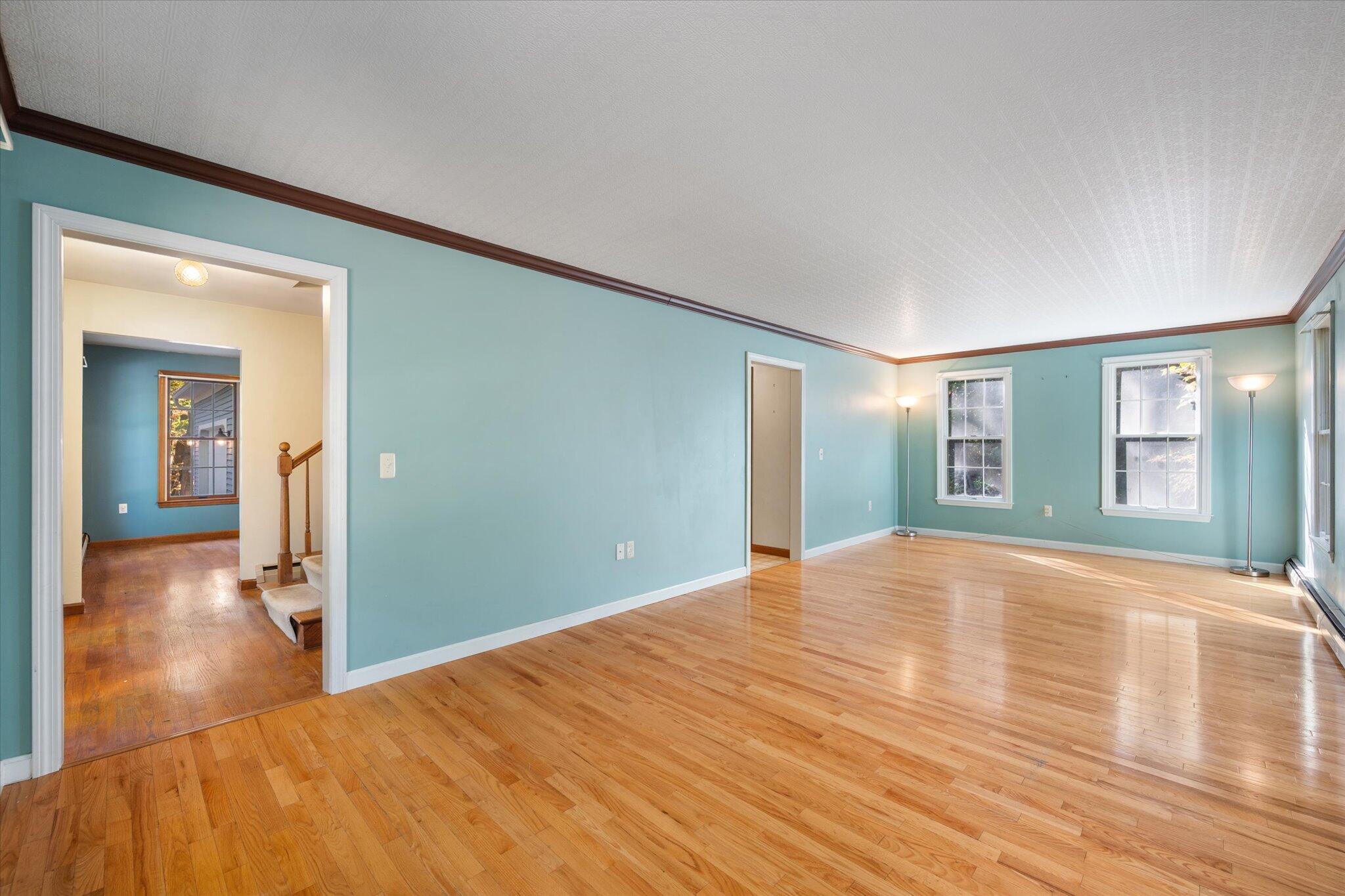 1234 Essex Street Bangor, ME 04401 - Photo 12 of 37 15-Family Room