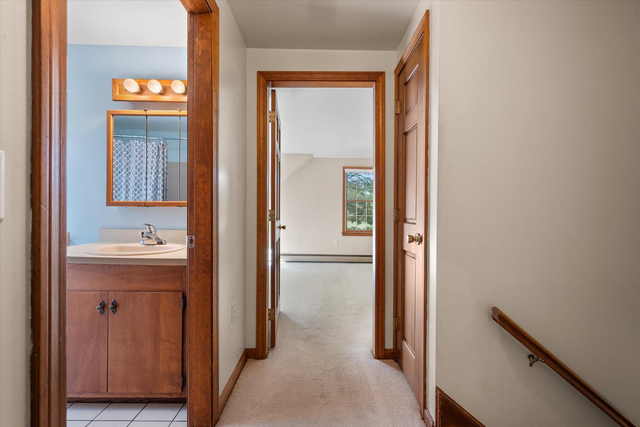 1234 Essex Street Bangor, ME 04401 - Photo 16 of 37 19-2nd Floor Hall