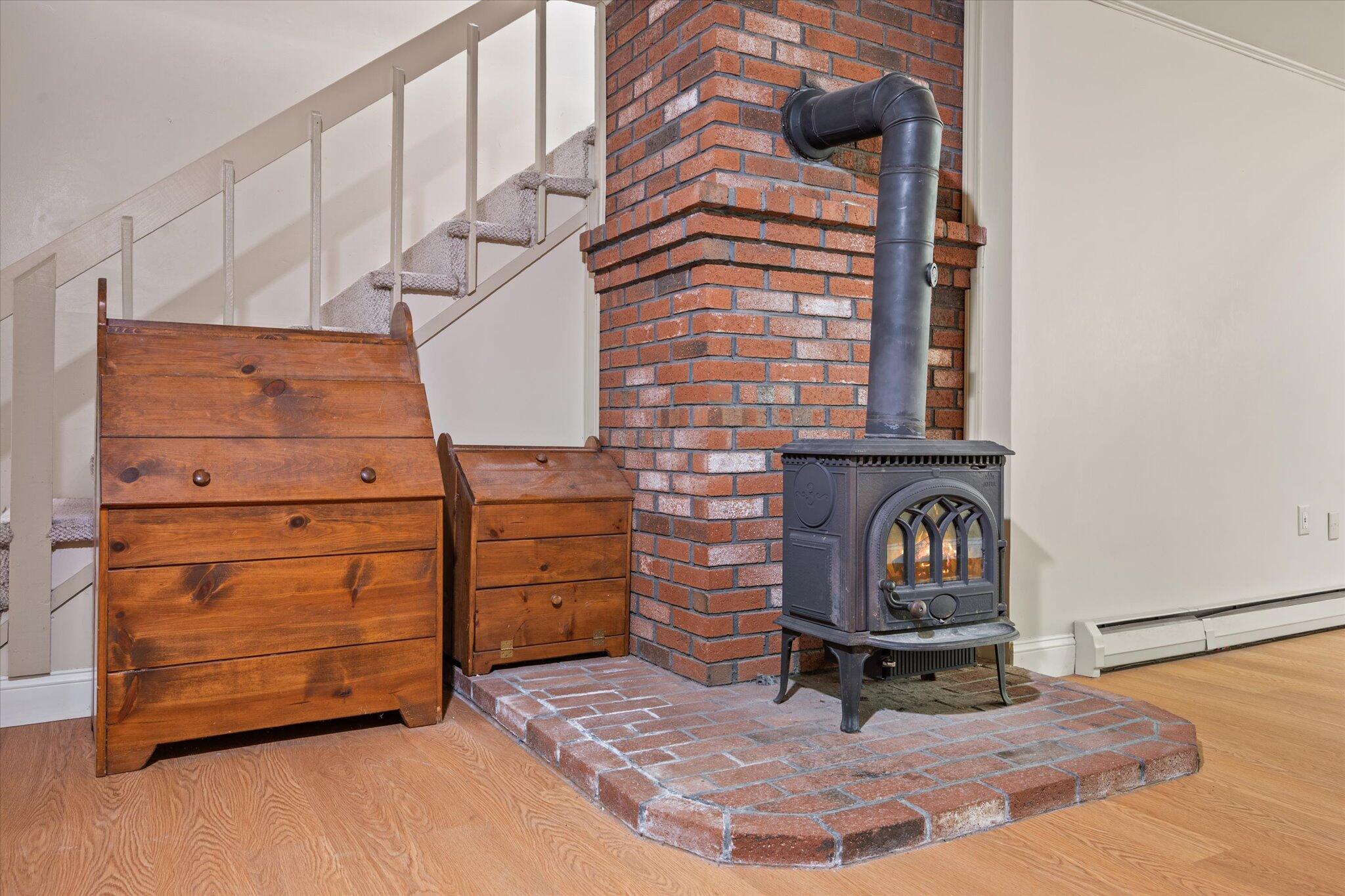 1234 Essex Street Bangor, ME 04401 - Photo 26 of 37 28-Den