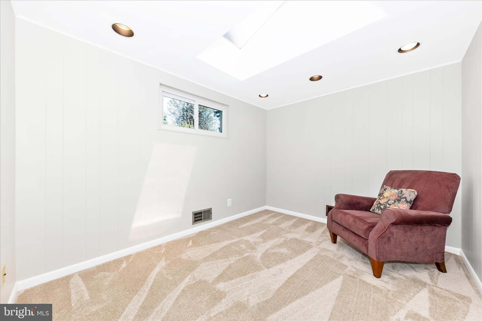 11813 Renick Lane Silver Spring, MD 20904 - Photo 11 of 50 Mudroom