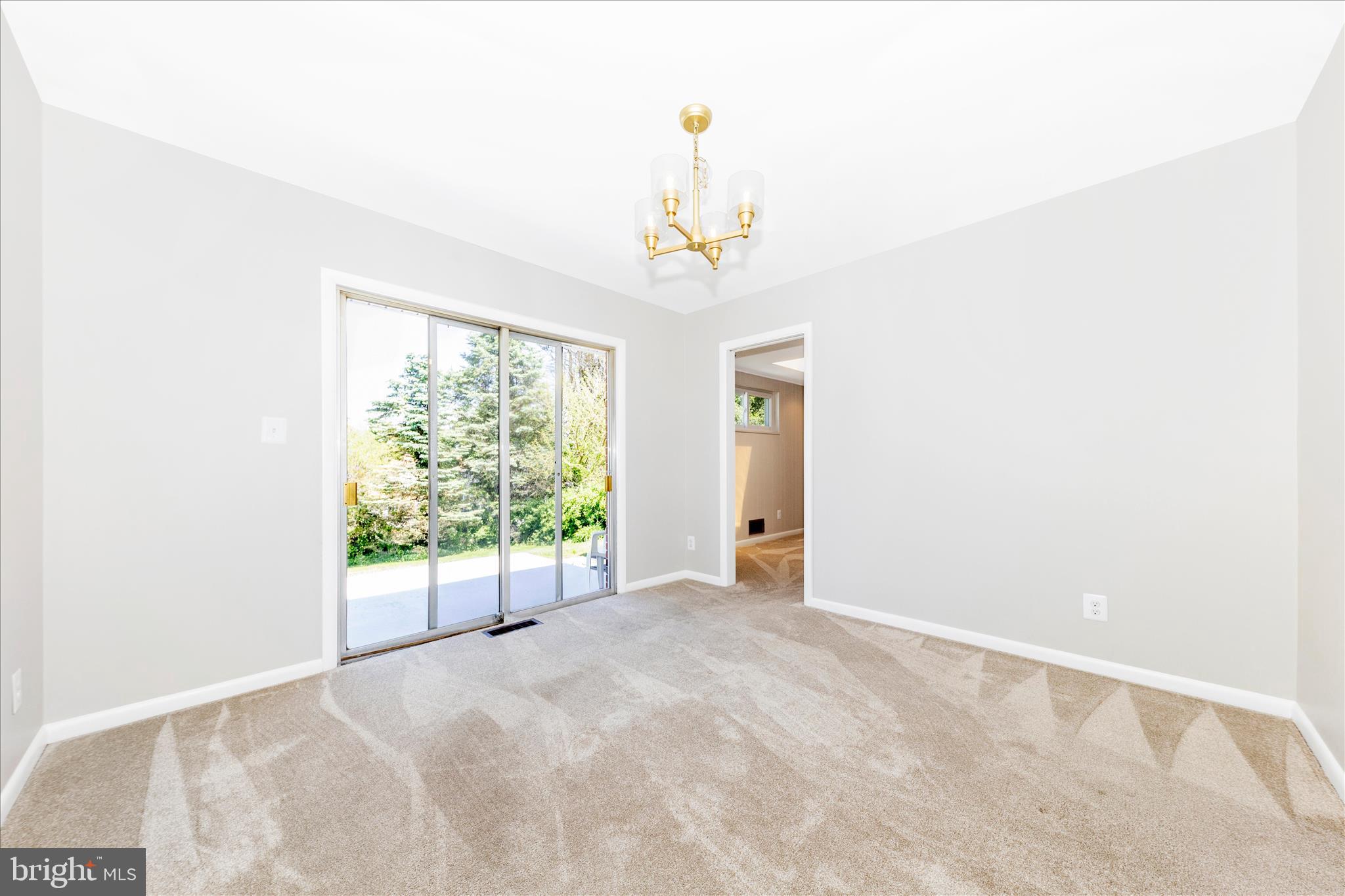 11813 Renick Lane Silver Spring, MD 20904 - Photo 7 of 50 Dining Room
