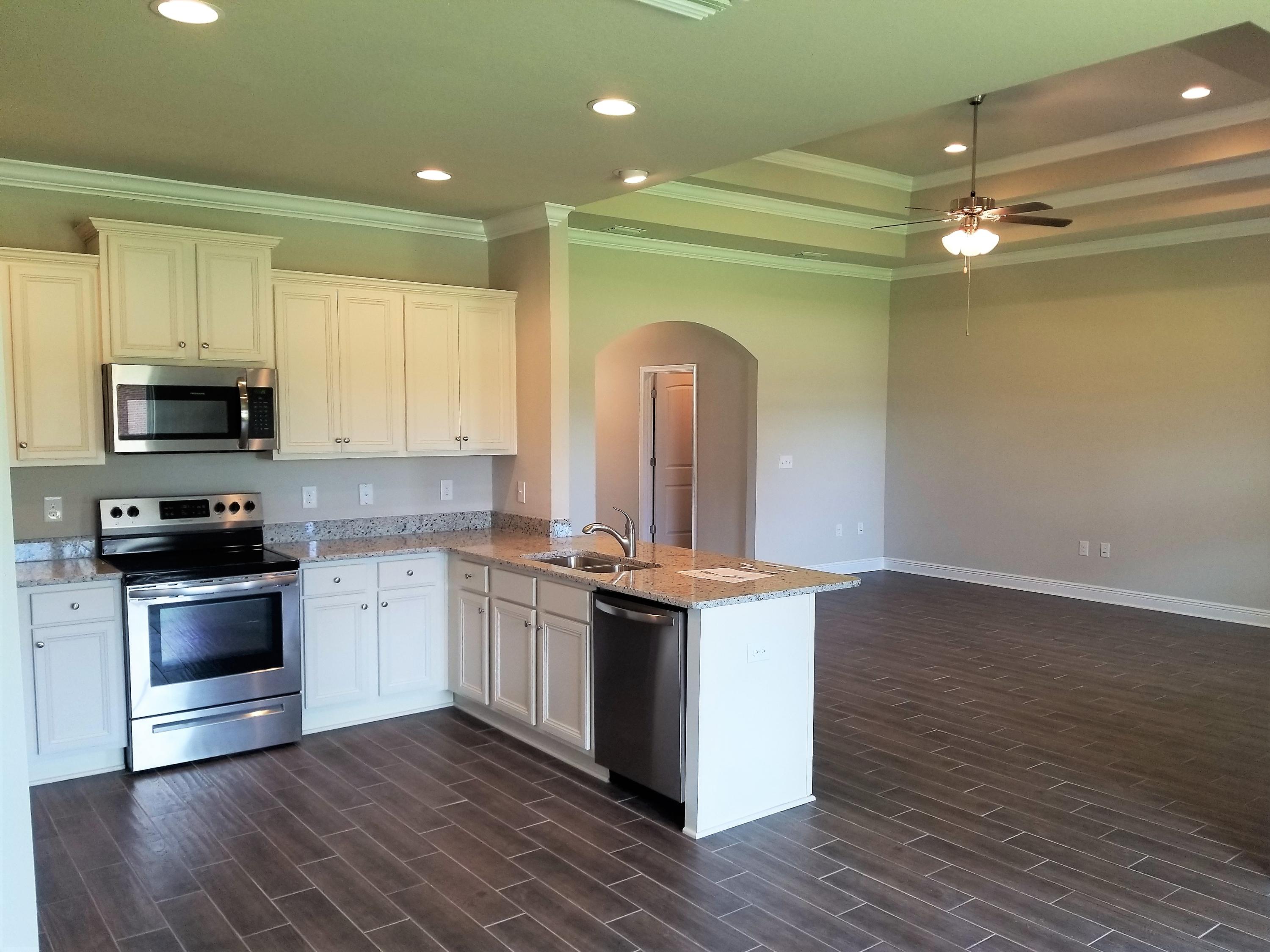30 Lottie Loop Freeport, FL 32439 - Photo 10 of 46 Gallery Image 10