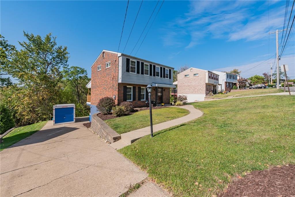 1353 Cathell Road Pittsburgh, PA 15236 - Photo 2 of 25 Gallery Image 2