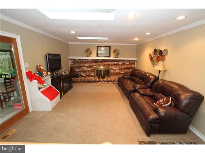 745 Bridgeview Road Langhorne, PA 19053 - Photo 11 of 25 Family Room
