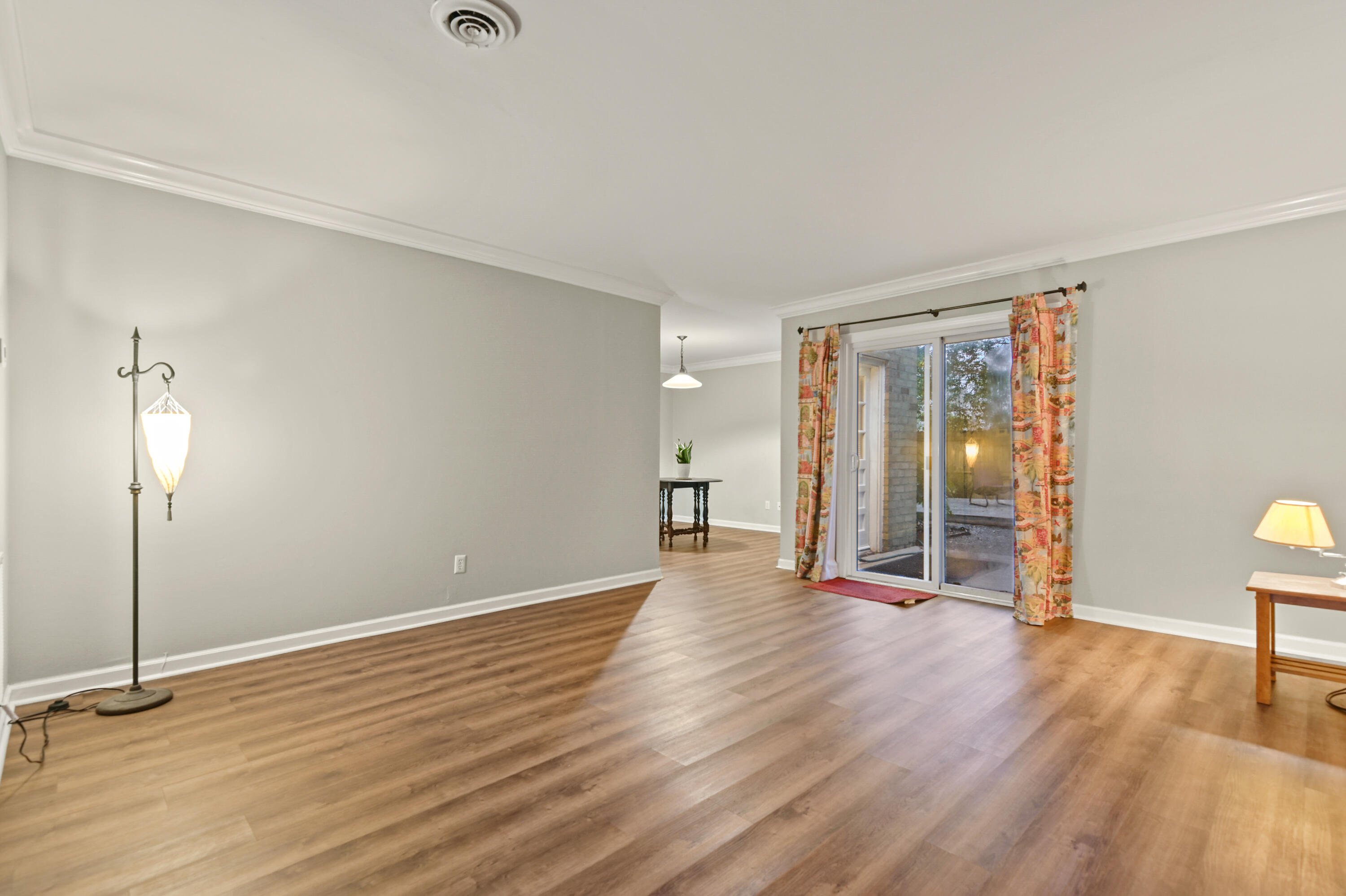 43 Rivers Point Row, Unit 1 Charleston, SC 29412 - Photo 8 of 26 _DSC6683