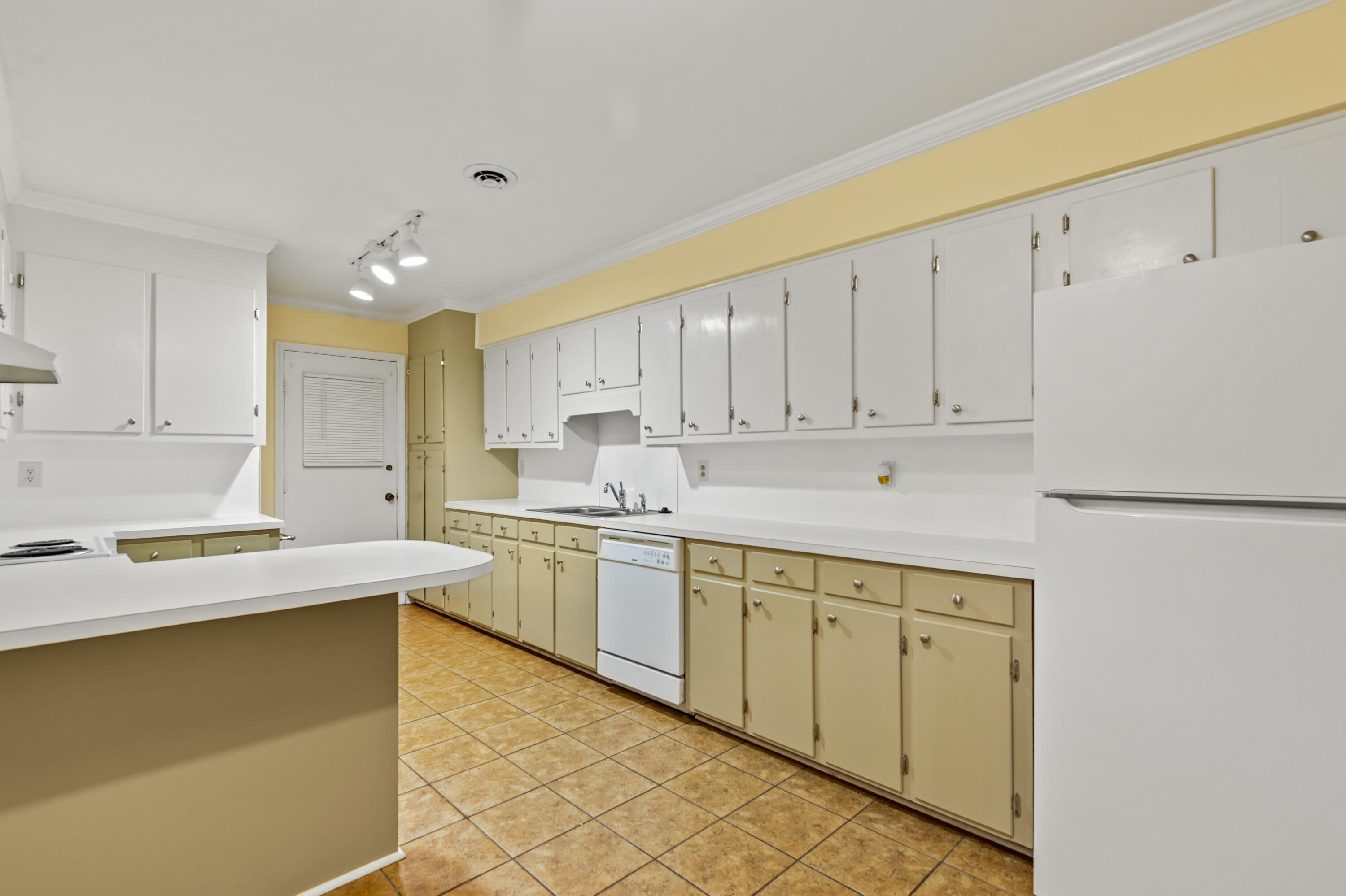 43 Rivers Point Row, Unit 1 Charleston, SC 29412 - Photo 10 of 26 _DSC6703