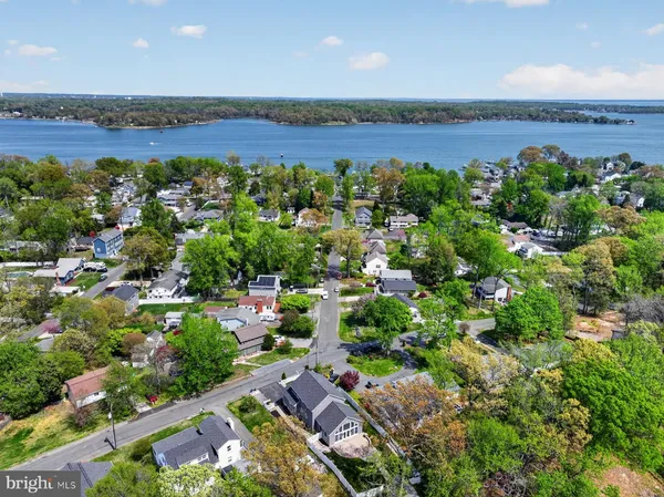 $739,900 | 448 Maple Leaf Drive, Edgewater, MD 21037